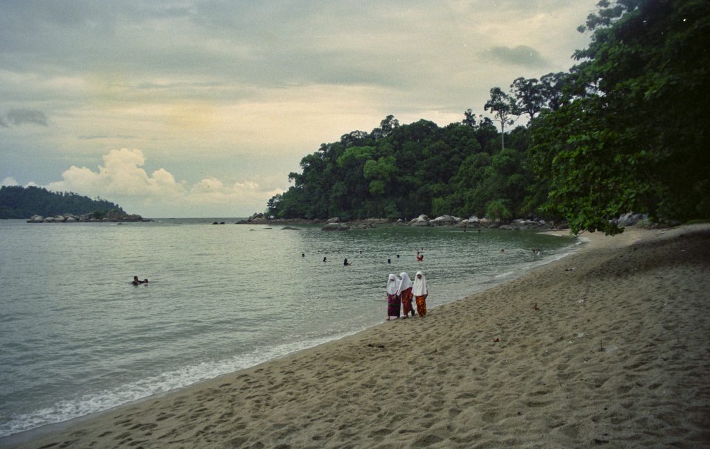 Epic Journeys 1994 Hongkong Macao Malaysia KL Batu Caves Pangkor Langkawi (3)