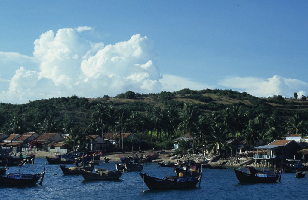 Epic Journeys 1997 Dubai Vietnam Hongkong Guilin Bombay (17)