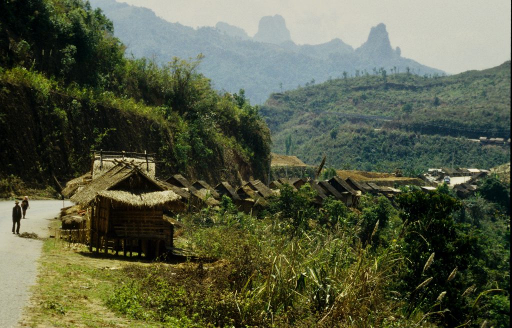 Epic Journeys 2000 RTW Hongkong Burma Laos Iran Frankfurt NYC (17)