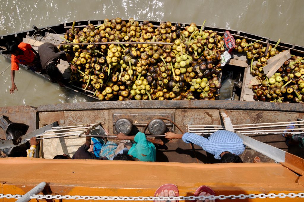 Epic Journeys 2010 Von der Kumbh Mela dem Ganges entlang nach Bangladesh (36)