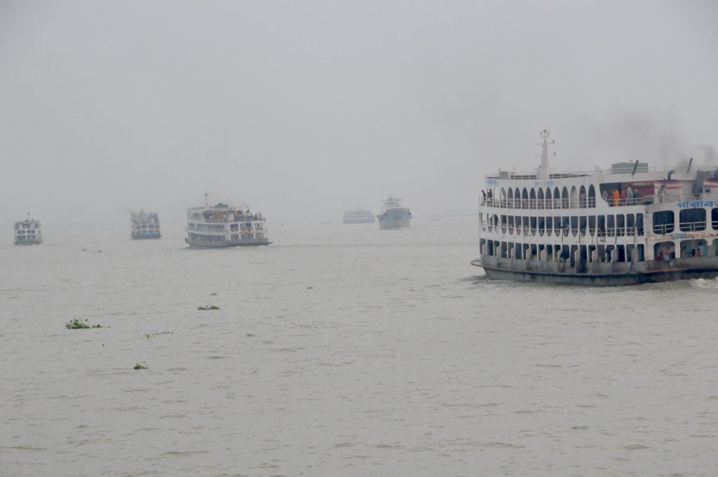 Epic Journeys 2010 Von der Kumbh Mela dem Ganges entlang nach Bangladesh (37)