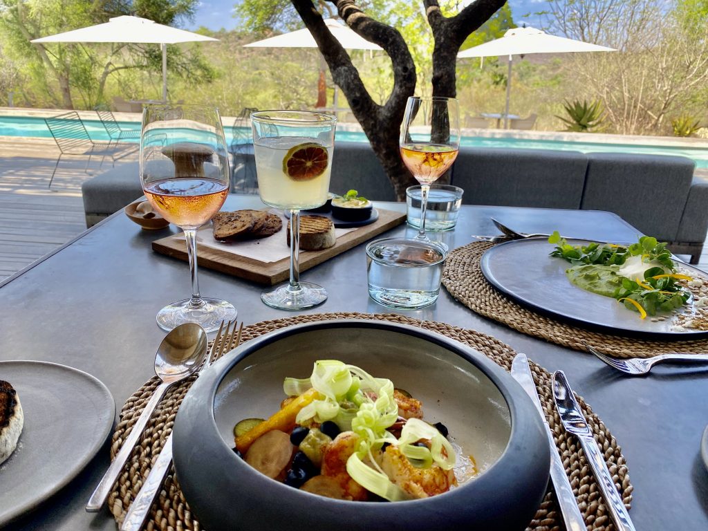 Epic Journeys 2021 Maputo Machangulos Beach Lodge Eswatini von Osten nach Nordwestten Kruger Singita Lebombo Johannesburg Maboneng (19)