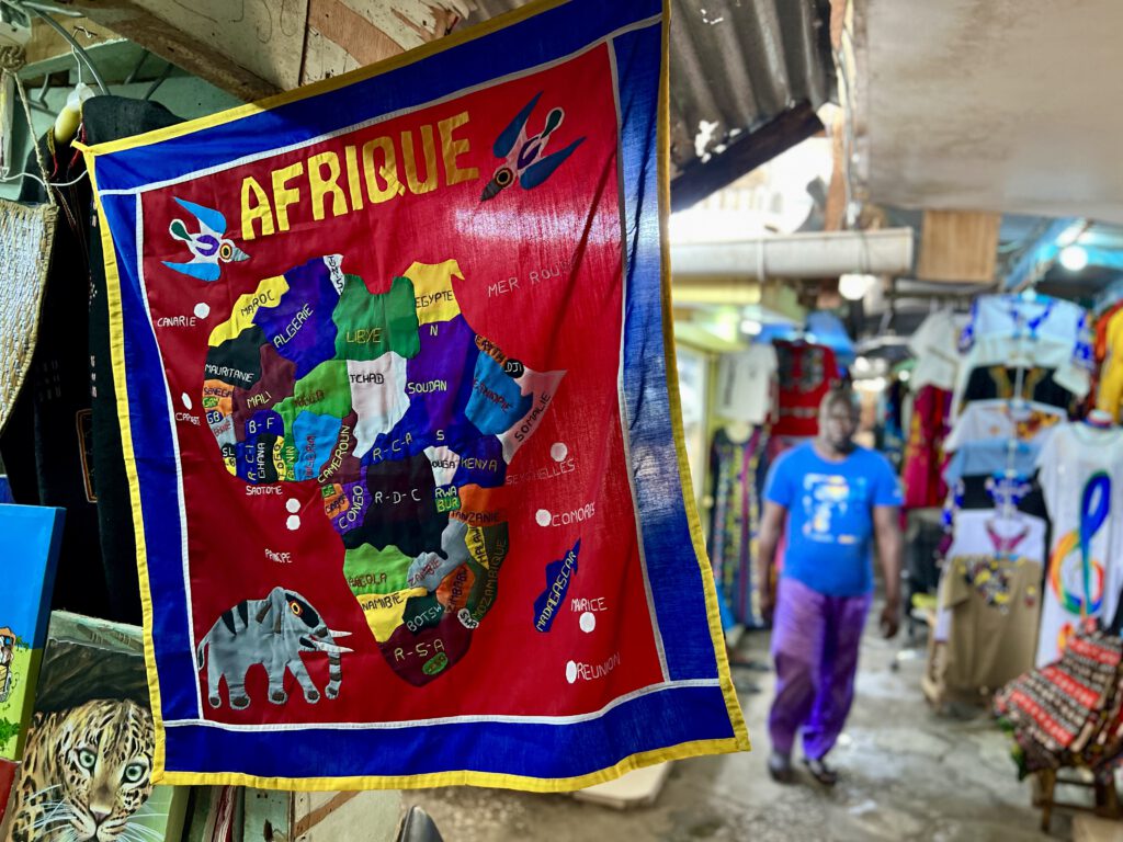 Gabun 2023 Libreville Lambarene Loango Nationalpark Port Gentil Libreville