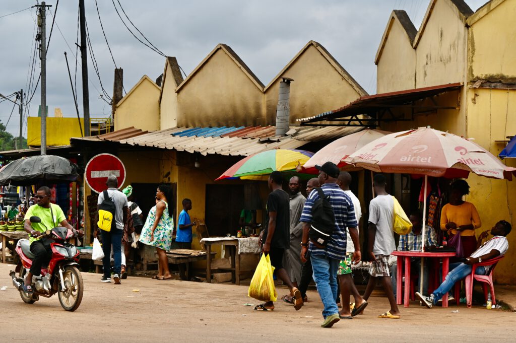 Gabun 2023 Libreville Lambarene Loango Nationalpark Port Gentil Libreville