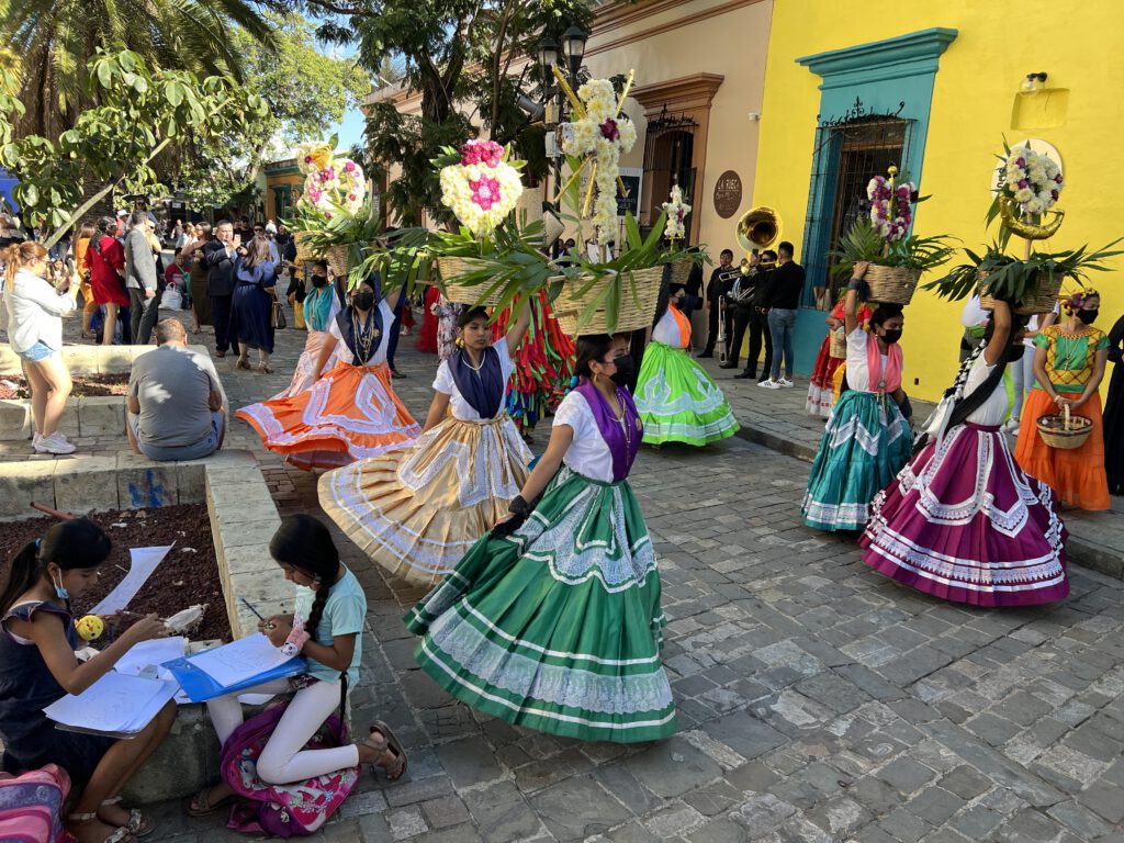 Mexiko 2022 Oaxaca Stadt und Küste San Agustinillo